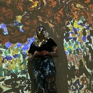 Meet your Posher, Garlyn